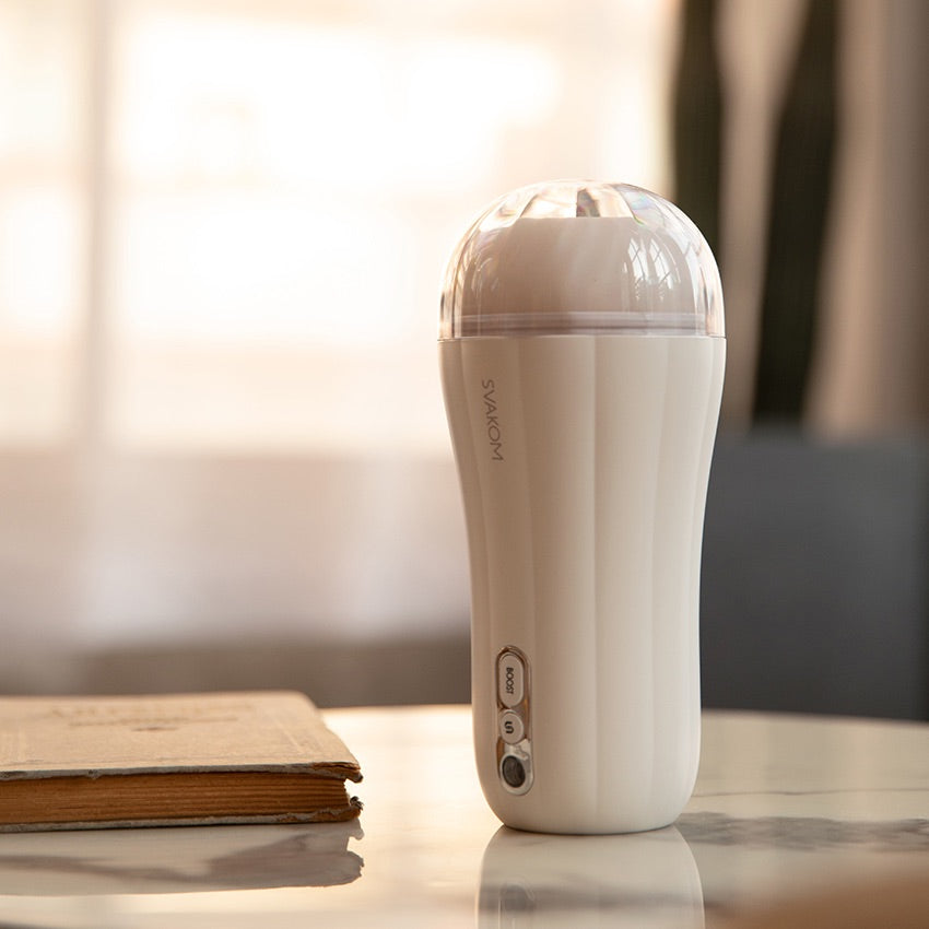 Robin - Masturbator Svakom