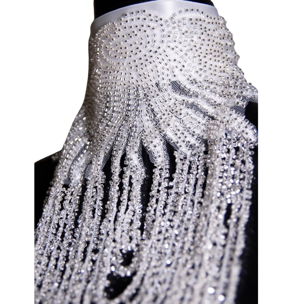 WHITE RAIN Choker