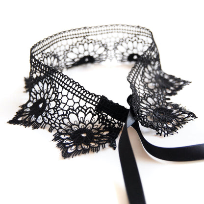 MANDALA CHOKER